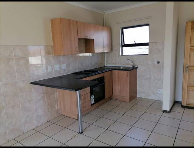 2 BEDROOM PROPERTY TO RENT IN PARKRAND